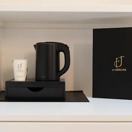 ゲストハウス La Merope De Charme