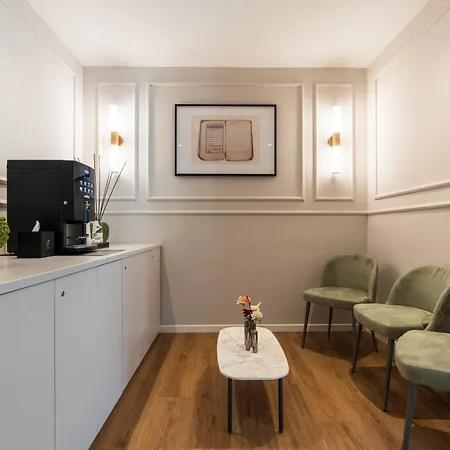 ゲストハウス La Merope De Charme ヴェローナ