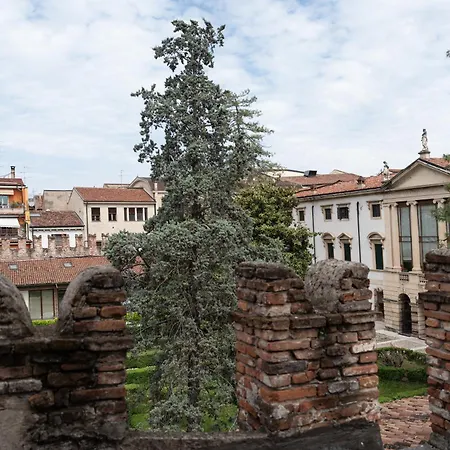 La Merope De Charme ゲストハウス 4*